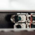Conforme et Contrefacteur à la fois!